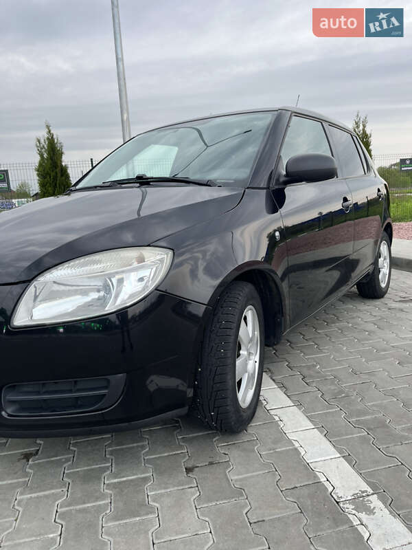 Хетчбек Skoda Fabia 2009 в Стрию