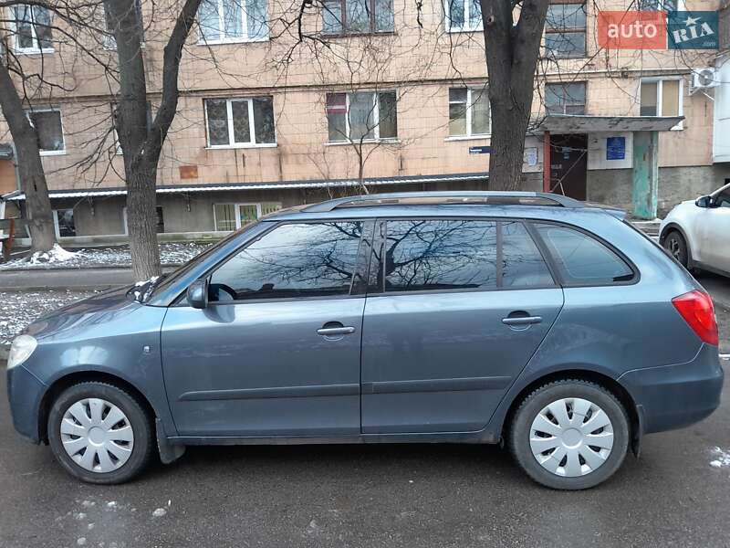 Универсал Skoda Fabia 2008 в Кропивницком