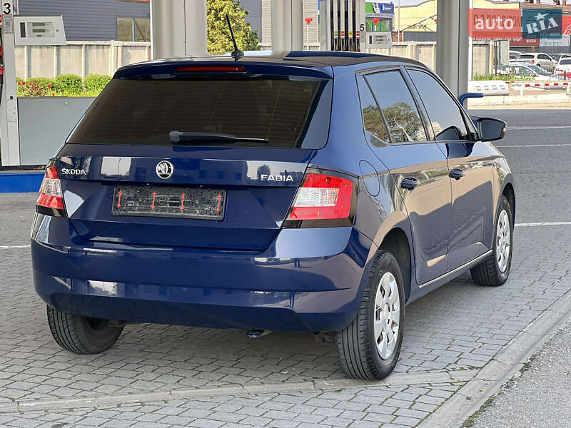 Хэтчбек Skoda Fabia 2017 в Запорожье