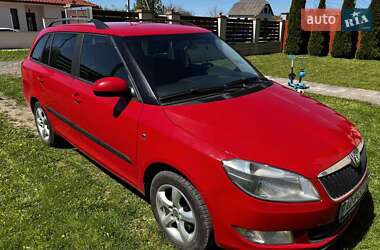 Универсал Skoda Fabia 2012 в Ужгороде
