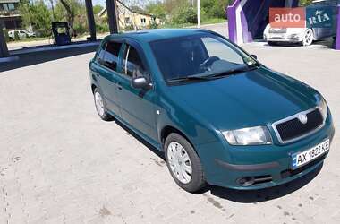 Хетчбек Skoda Fabia 2005 в Чернівцях
