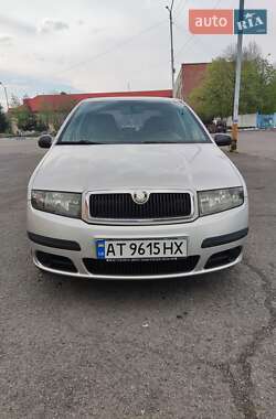 Седан Skoda Fabia 2005 в Ивано-Франковске