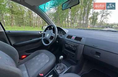 Универсал Skoda Fabia 2003 в 