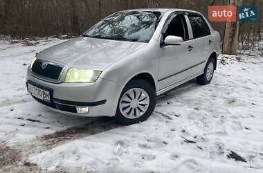 Седан Skoda Fabia 2003 в 