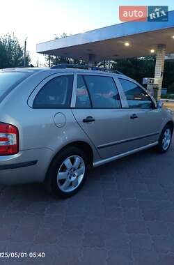 Универсал Skoda Fabia 2005 в 