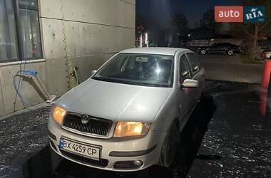 Седан Skoda Fabia 2005 в Ровно