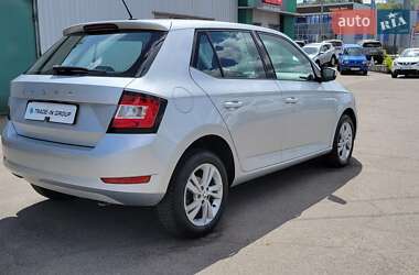 Хетчбек Skoda Fabia 2020 в 