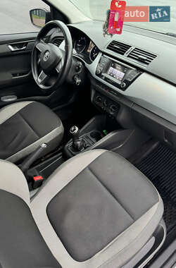 Хэтчбек Skoda Fabia 2015 в 