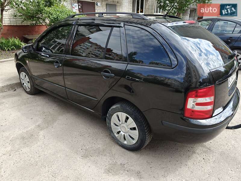 Універсал Skoda Fabia 2006 в Львові