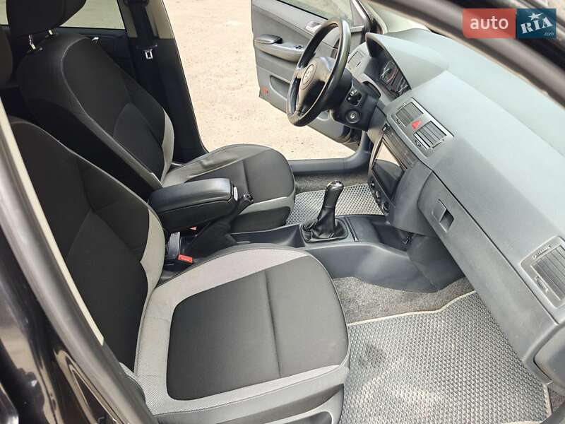 Універсал Skoda Fabia 2006 в Львові