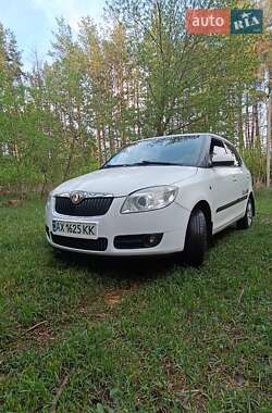 Хэтчбек Skoda Fabia 2008 в Харькове