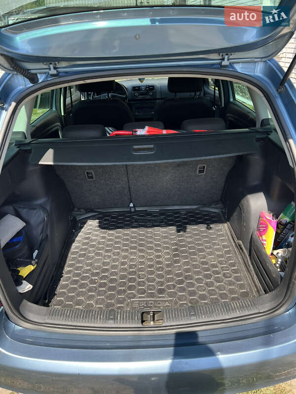 Универсал Skoda Fabia 2010 в Житомире