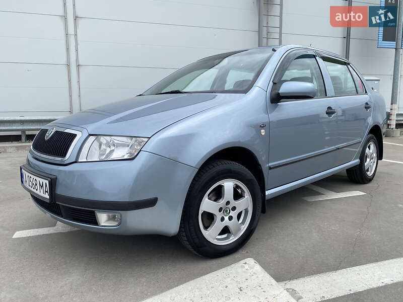 Седан Skoda Fabia 2002 в 