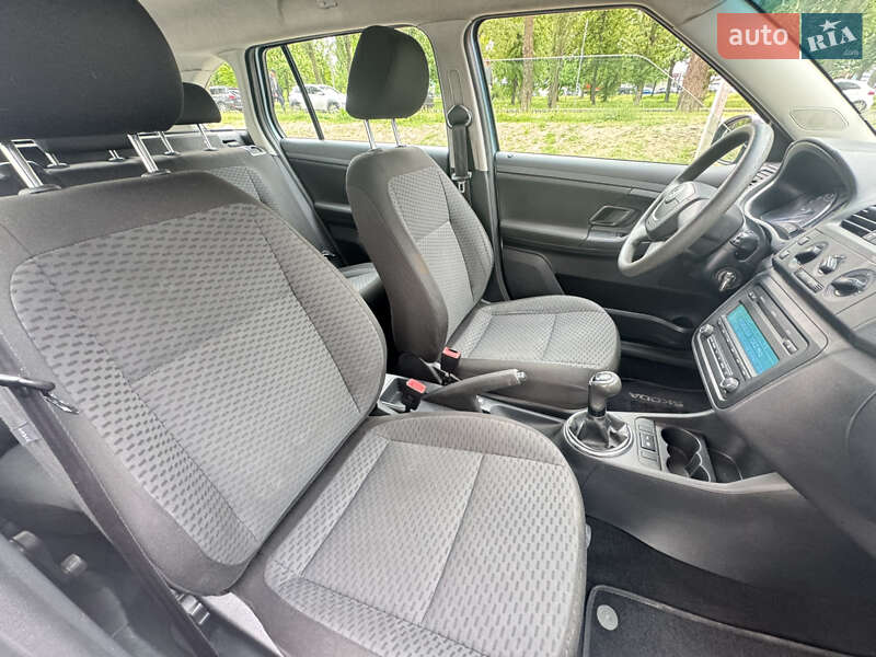 Універсал Skoda Fabia 2010 в Києві