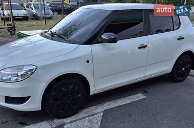 Хэтчбек Skoda Fabia 2013 в Киеве