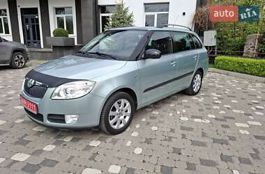 Универсал Skoda Fabia 2010 в Киеве