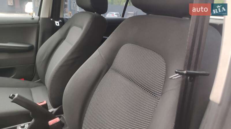 Хетчбек Skoda Fabia 2006 в Дрогобичі