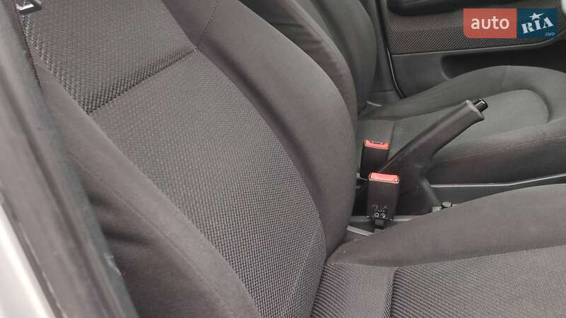 Хетчбек Skoda Fabia 2006 в Дрогобичі