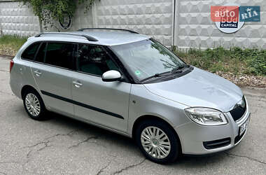 Універсал Skoda Fabia 2008 в Києві