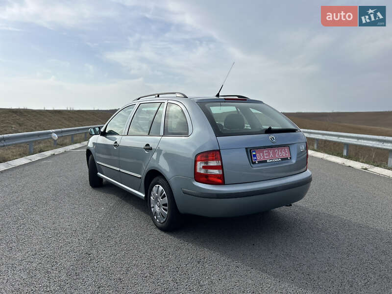 Универсал Skoda Fabia 2006 в Ровно