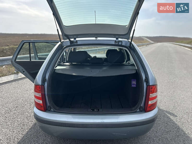 Универсал Skoda Fabia 2006 в Ровно