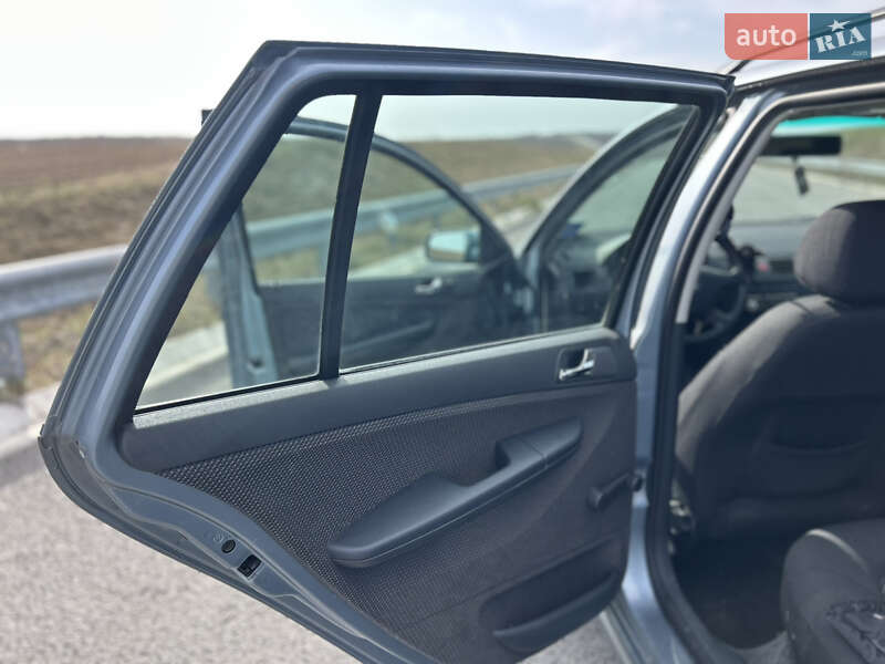 Универсал Skoda Fabia 2006 в Ровно