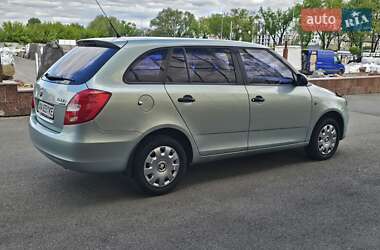 Универсал Skoda Fabia 2010 в 