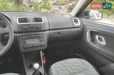 Хетчбек Skoda Fabia 2009 в 