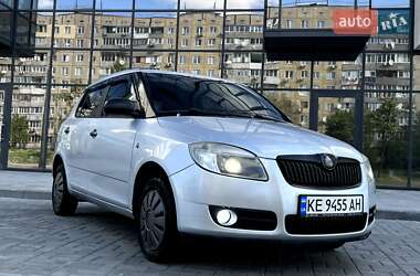 Хетчбек Skoda Fabia 2008 в 