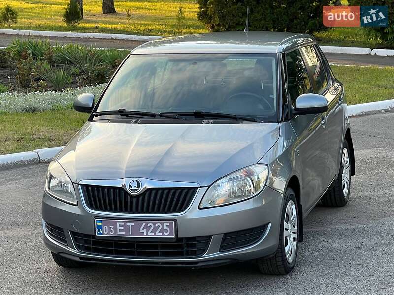 Хэтчбек Skoda Fabia 2014 в Лубнах