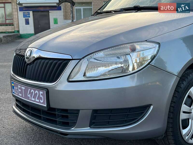 Хэтчбек Skoda Fabia 2014 в Лубнах