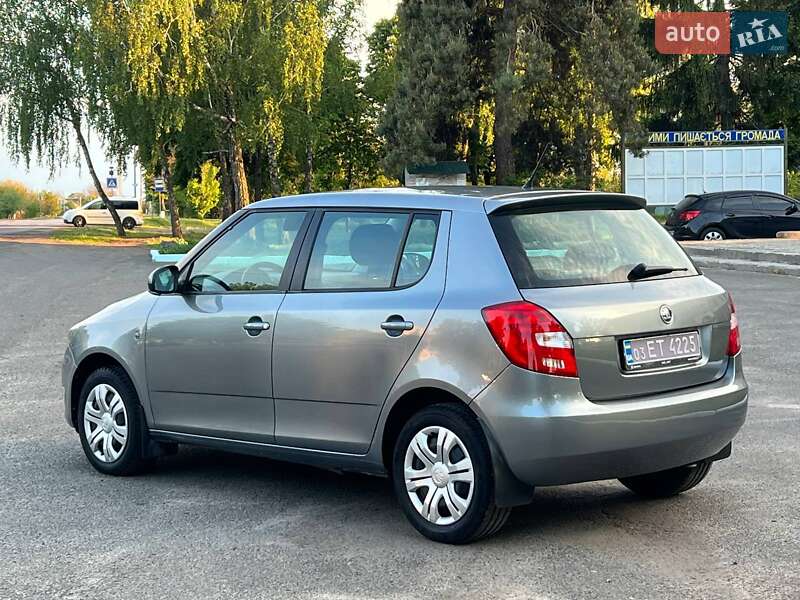 Хэтчбек Skoda Fabia 2014 в Лубнах