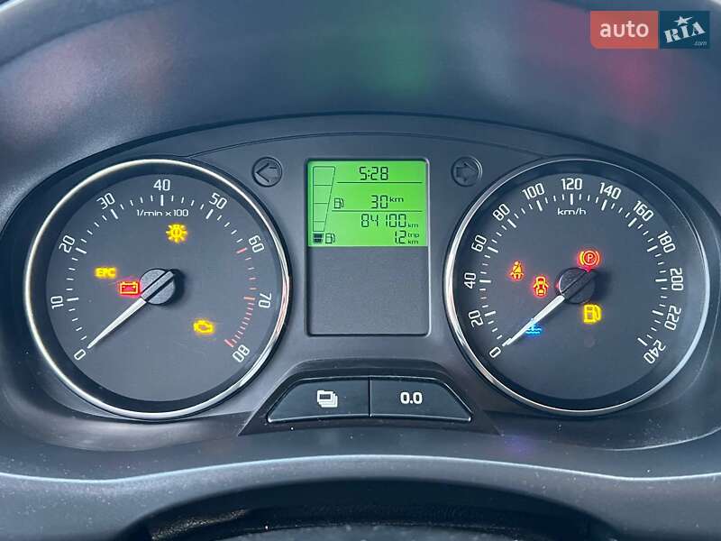 Хэтчбек Skoda Fabia 2014 в Лубнах