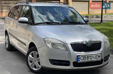 Універсал Skoda Fabia 2008 в Чернігові
