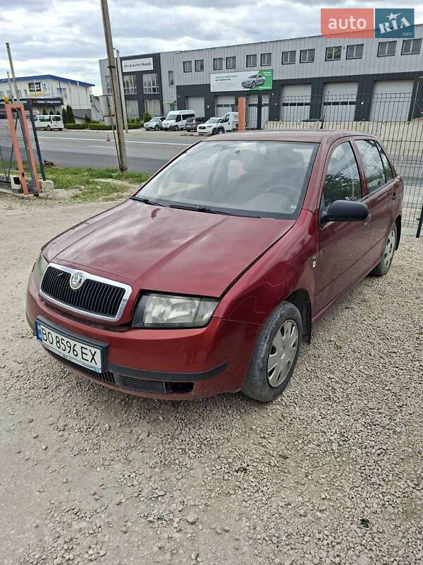 Хетчбек Skoda Fabia 2004 в 