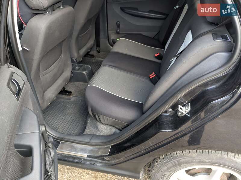Хетчбек Skoda Fabia 2003 в Новому Розділі