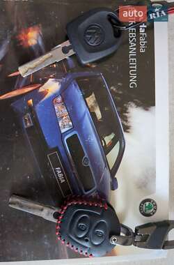 Хэтчбек Skoda Fabia 2003 в 