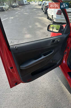 Хетчбек Skoda Fabia 2006 в 