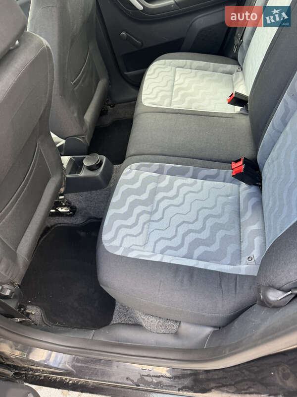 Универсал Skoda Fabia 2009 в Косове