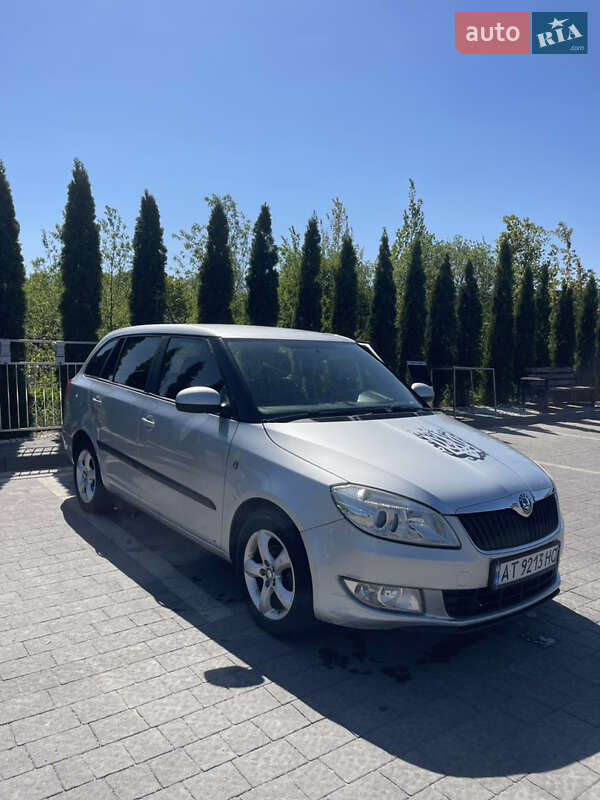 Універсал Skoda Fabia 2012 в Надвірній