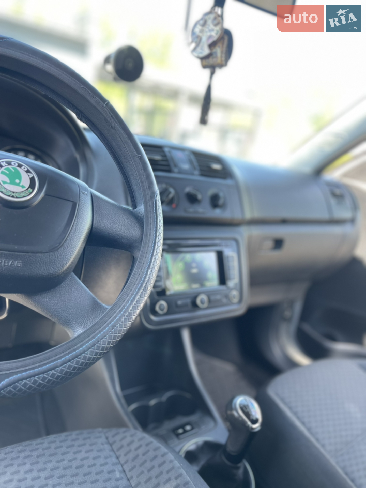 2012 Skoda Fabia - мініатюра 12