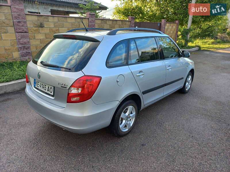 Универсал Skoda Fabia 2008 в Каменском