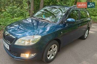 Універсал Skoda Fabia 2013 в Києві