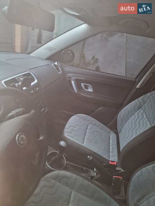 Универсал Skoda Fabia 2009 в Мукачево фото 7 Универсал Skoda Fabia 2009 в Мукачево