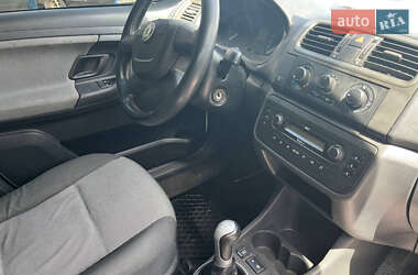 Хетчбек Skoda Fabia 2009 в 
