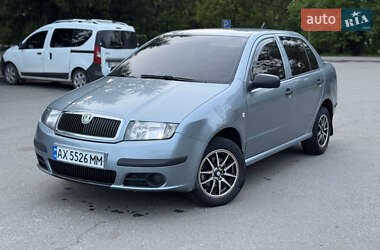 Седан Skoda Fabia 2004 в Полтаве