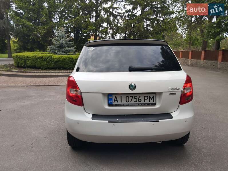 Хэтчбек Skoda Fabia 2011 в Березане фото 4 Хэтчбек Skoda Fabia 2011 в Березане