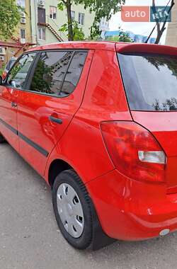 Хетчбек Skoda Fabia 2008 в 