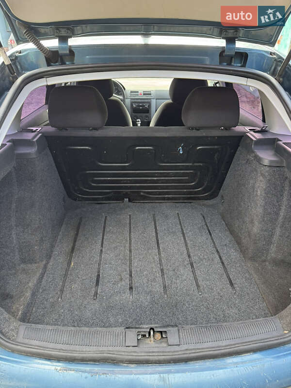 Універсал Skoda Fabia 2004 в Шостці