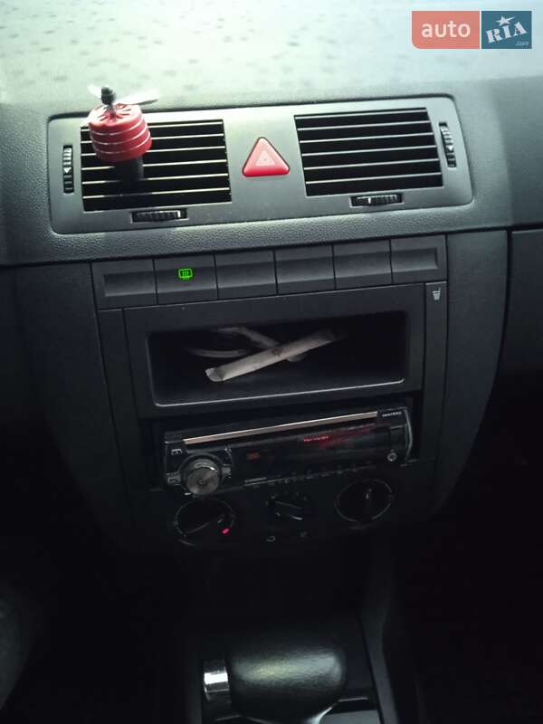 Хетчбек Skoda Fabia 2003 в Вінниці фото 3 Хетчбек Skoda Fabia 2003 в Вінниці